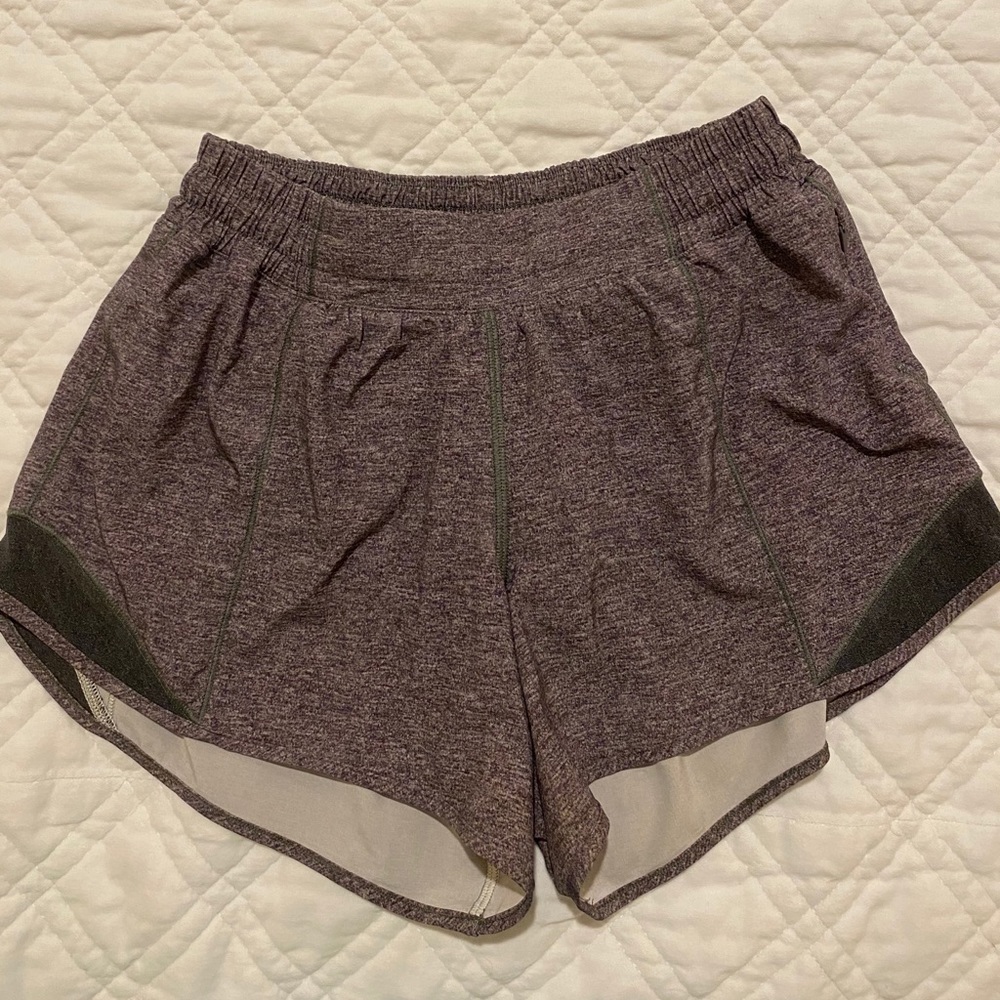 lululemon hotty hot short long size 6